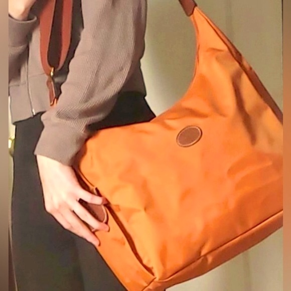 Longchamp Handbags - NWOT Longchamp Orange Nylon Large Adjustable Crossbody Shoulder Bag